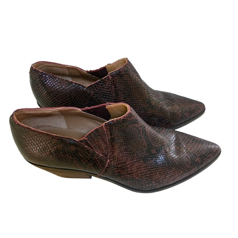 Lucky Brand Tabea Burgundy Western Style Snakeskin Leather Booties Size 9.5